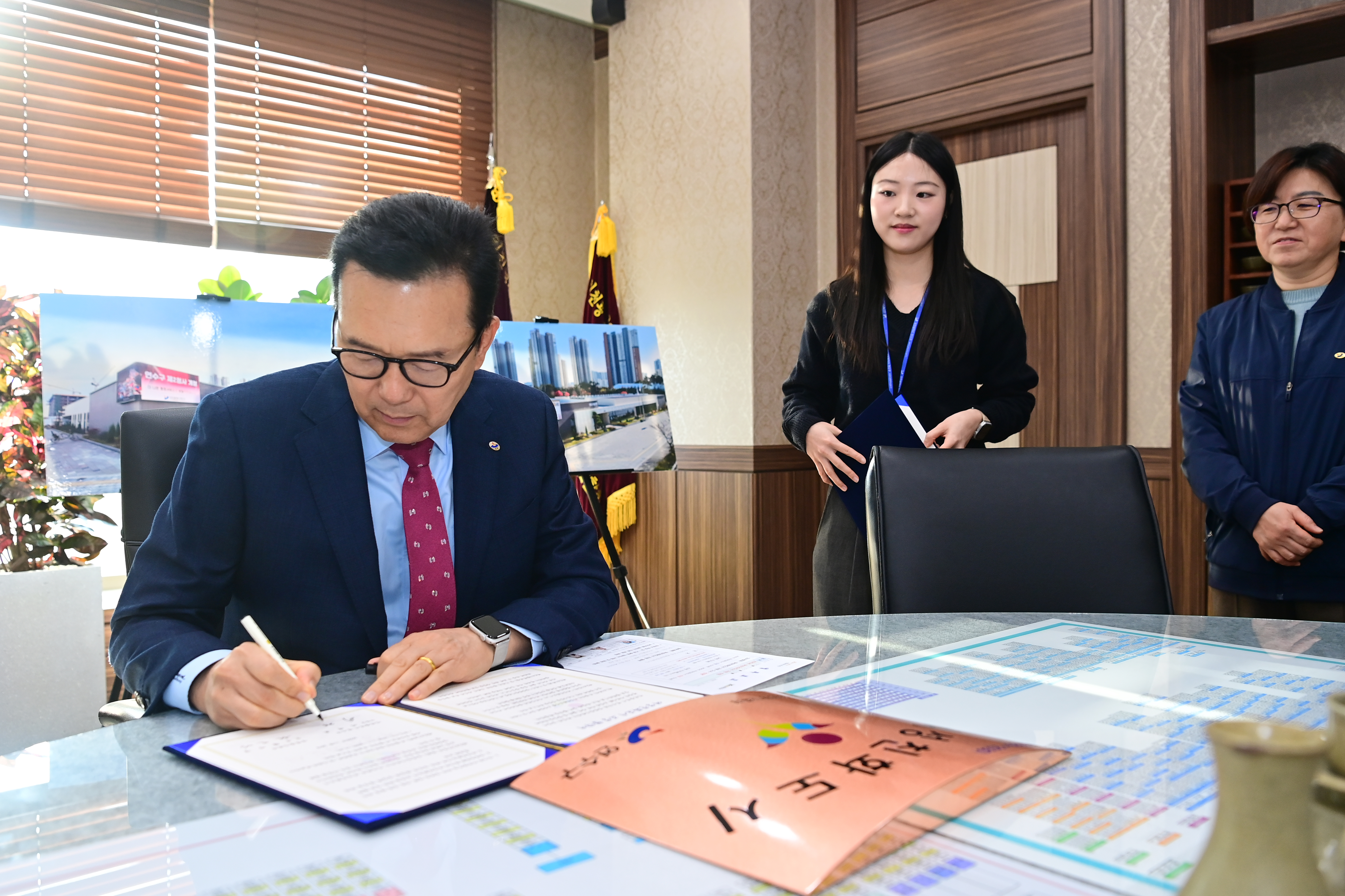연수구가 성평등가족부 주관 여성친화도시에 2회 연속 선정되는 쾌거를 이뤘다